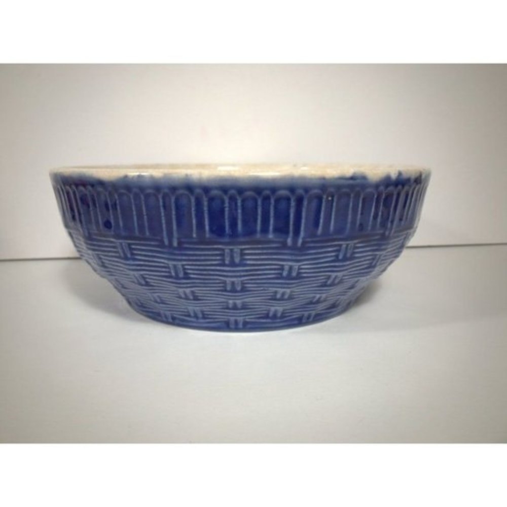 Vintage stoneware basket weave mixing bowl, blue 9" serving Bowl, ironstone pott
